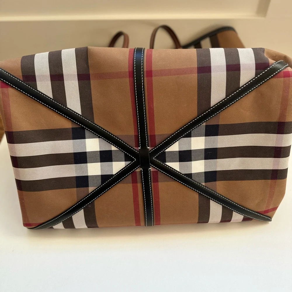 Burberry Beach XL Tote Bag - Birch Brown - Picture 5 of 6